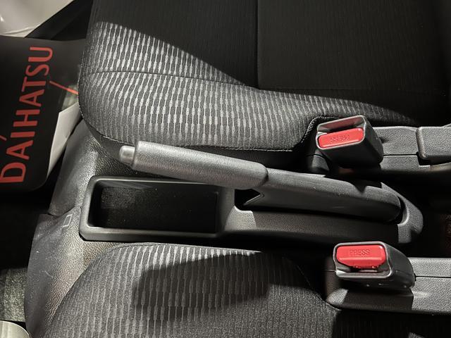 ハイゼットカーゴＤＸ純正ナビ　ＴＶ　Ｂｌｕｅｔｏｏｔｈ　ドラレコ　バックカメラ　キーレス　認定中古車　ＣＶＴ　６６０（香川県）の中古車