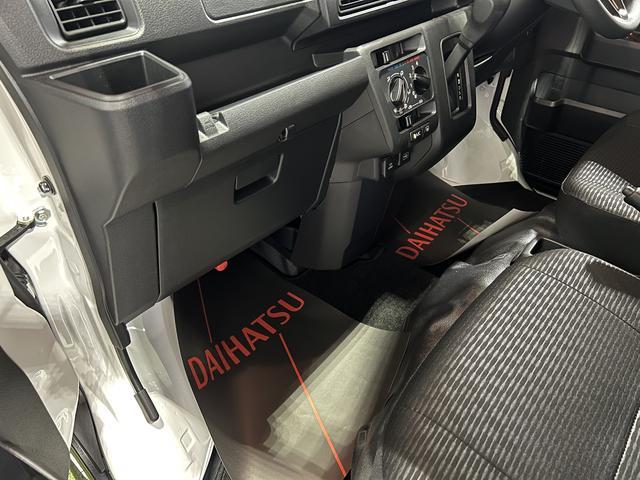 ハイゼットカーゴＤＸ純正ナビ　ＴＶ　Ｂｌｕｅｔｏｏｔｈ　ドラレコ　バックカメラ　キーレス　認定中古車　ＣＶＴ　６６０（香川県）の中古車