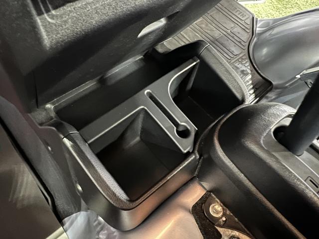 ハイゼットトラックスタンダードオートライト　取扱説明書　保証書　認定中古車　ＣＶＴ　６６０（香川県）の中古車