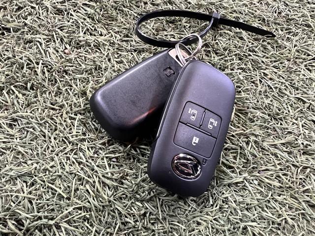 タントカスタムＸ９インチディスプレイオーディオ　ＴＶ　Ｂｌｕｅｔｏｏｔｈ　バックカメラ　シートヒーター　ステアリングスイッチ　サンシェード　両側パワースライドドア　助手席ピラーレス　認定中古車　ＣＶＴ　６６０（香川県）の中古車