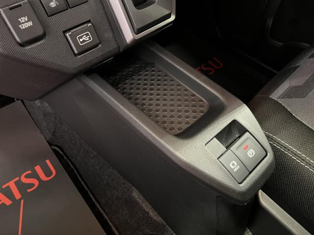 タフトＧ　ダーククロムベンチャー純正ナビ　ＴＶ　Ｂｌｕｅｔｏｏｔｈ　全方位カメラ　キーフリー　シートヒーター　ステアリングスイッチ　クルコン　オートエアコン　認定中古車　ＣＶＴ　６６０（香川県）の中古車