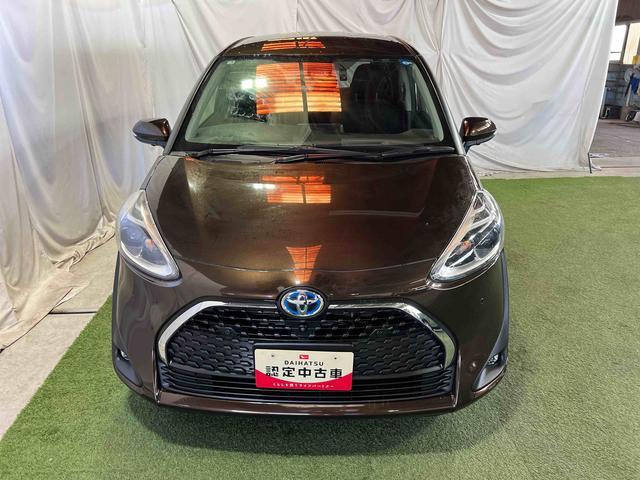 シエンタ 中古車 ハイブリッドＧナビ　ＴＶ　Ｂｌｕｅｔｏｏｔｈ　ドラレコ　ＥＴＣ　バックカメラ　シートヒーター　ステアリングヒーター　ステアリングスイッチ　両側パワースライドドア　認定中古車　ＣＶＴ　１５００