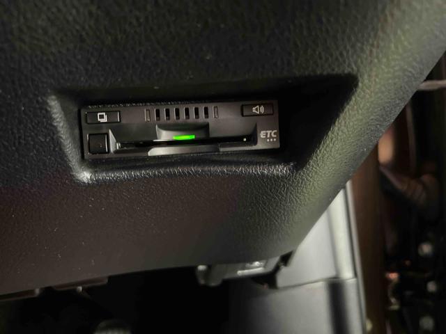 シエンタハイブリッドＧナビ　ＴＶ　Ｂｌｕｅｔｏｏｔｈ　ドラレコ　ＥＴＣ　バックカメラ　シートヒーター　ステアリングヒーター　ステアリングスイッチ　両側パワースライドドア　認定中古車　ＣＶＴ　１５００（香川県）の中古車