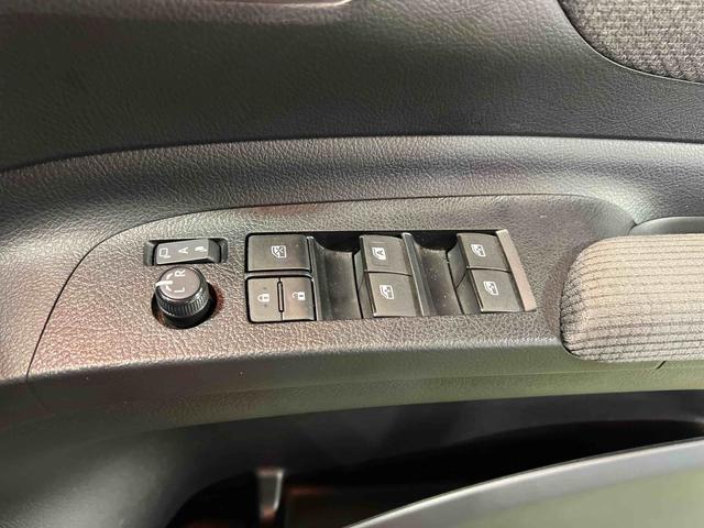 シエンタハイブリッドＧナビ　ＴＶ　Ｂｌｕｅｔｏｏｔｈ　ドラレコ　ＥＴＣ　バックカメラ　シートヒーター　ステアリングヒーター　ステアリングスイッチ　両側パワースライドドア　認定中古車　ＣＶＴ　１５００（香川県）の中古車