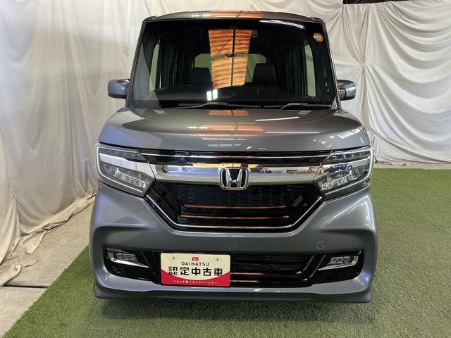 Ｎ−ＢＯＸカスタム 中古車 Ｇ・Ｌターボホンダセンシングナビ　ＴＶ　Ｂｌｕｅｔｏｏｔｈ　ドラレコ　ＥＴＣ　バックカメラ　後席会話機能　キーフリー　ステアリングスイッチ　両側パワースライドドア　サンシェード　認定中古車　ＣＶＴ