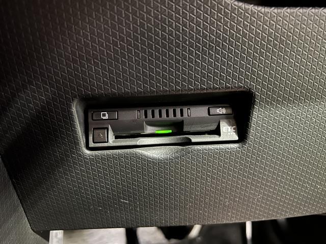 タントカスタムＸスタイルセレクションナビ　ＴＶ　Ｂｌｕｅｔｏｏｔｈ　ドラレコ　ＥＴＣ　バックカメラ　キーフリー　シートヒーター　ピラーレス　両側パワースライドドア　認定中古車　ＣＶＴ　６６０（香川県）の中古車