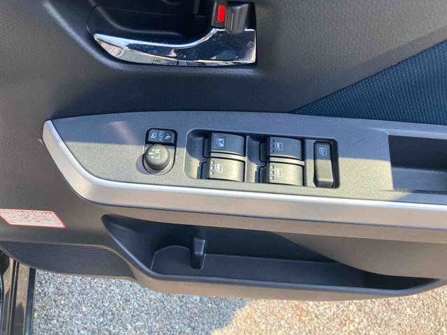 トールカスタムＧ４ＷＤ　ＣＶＴ　プッシュスタート　キーフリーシステム　純正ナビ　ドライブレコーダー　パノラマモニター　バックカメラ　ＥＴＣ　スマートアシスト　コーナーセンサー（岩手県）の中古車