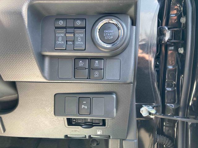 トールカスタムＧ４ＷＤ　ＣＶＴ　プッシュスタート　キーフリーシステム　純正ナビ　ドライブレコーダー　パノラマモニター　バックカメラ　ＥＴＣ　スマートアシスト　コーナーセンサー（岩手県）の中古車