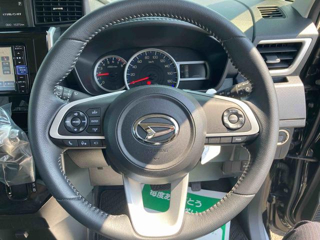 トールカスタムＧ４ＷＤ　ＣＶＴ　プッシュスタート　キーフリーシステム　純正ナビ　ドライブレコーダー　パノラマモニター　バックカメラ　ＥＴＣ　スマートアシスト　コーナーセンサー（岩手県）の中古車