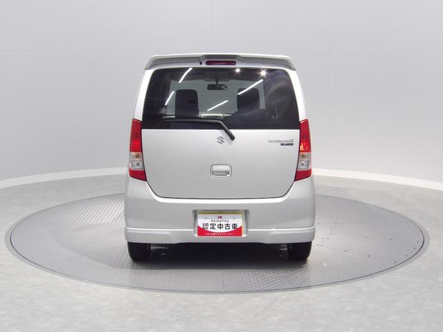 ワゴンＲＦＸリミテッド４ＷＤ　シートヒーター　運転席シートリフター　純正エアロ　１４インチアルミホイール　キーレスエントリー　ベンチシート　分割リクライニング　リアワイパー　電動格納ミラー（岩手県）の中古車