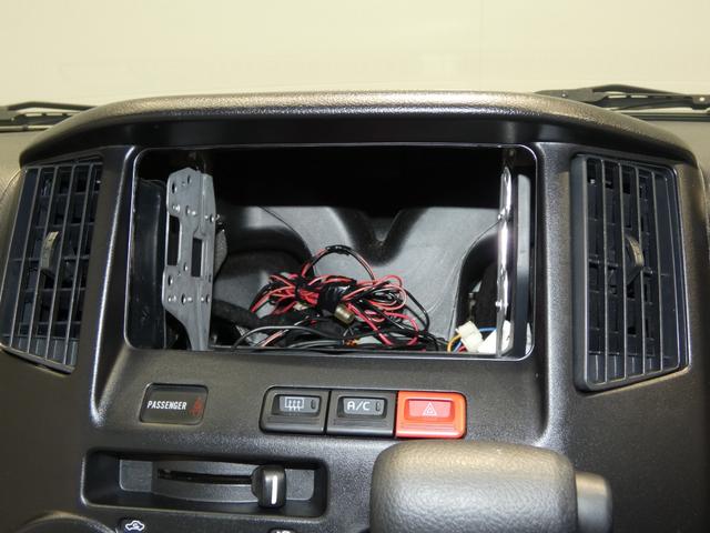 ライトエースバンGL4WD オートマ エンジンスターター キーレス 電動格納ミラー リヤヒーター フォグランプ パワーステアリング パワーウィンドウ エアコン(岩手県)の中古車