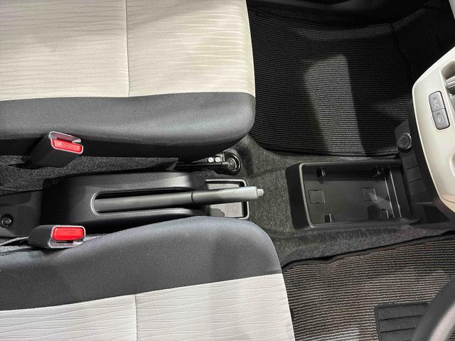 ミライースＸ　リミテッドＳＡIII４ＷＤ　オートマチックハイビーム　衝突防止システム　ＬＥＤヘッドランプ　レーンアシスト　キーレスエントリー　記録簿　ワンオーナー　アイドリングストップ　エアバッグ　エアコン　パワーステアリング（北海道）の中古車