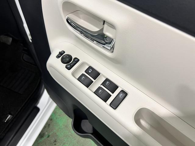 ムーヴキャンバスストライプスＧ　走行１５８７キロ／両側電動スライドドア一年保証・走行距離無制限　走行１５８７キロ　サイドエアバック　クリアランスソナー　オートマチックハイビーム　オートライト　ＬＥＤヘッドライト　ベンチシート　シートヒーター　両側電動スライドドア（埼玉県）の中古車