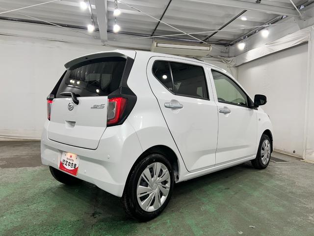 ミライースＸ　ＳＡIII　走行１７２１キロ／ＬＥＤヘッドライト一年保証・走行距離無制限　走行１７２１キロ　助手席エアバック　オートライト　オートマチックハイビーム　クリアランスソナー　アイドリングストップ（埼玉県）の中古車