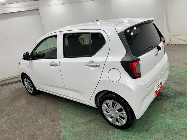 ミライースＸ　ＳＡIII　走行１７２１キロ／ＬＥＤヘッドライト一年保証・走行距離無制限　走行１７２１キロ　助手席エアバック　オートライト　オートマチックハイビーム　クリアランスソナー　アイドリングストップ（埼玉県）の中古車