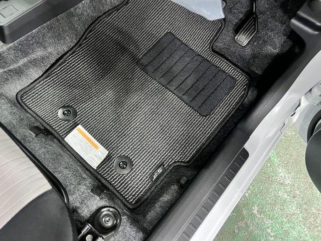 ミライースＸ　ＳＡIII　走行１７２１キロ／ＬＥＤヘッドライト一年保証・走行距離無制限　走行１７２１キロ　助手席エアバック　オートライト　オートマチックハイビーム　クリアランスソナー　アイドリングストップ（埼玉県）の中古車