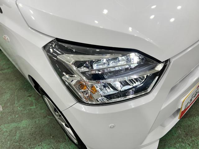 ミライースＸ　ＳＡIII　走行１７２１キロ／ＬＥＤヘッドライト一年保証・走行距離無制限　走行１７２１キロ　助手席エアバック　オートライト　オートマチックハイビーム　クリアランスソナー　アイドリングストップ（埼玉県）の中古車