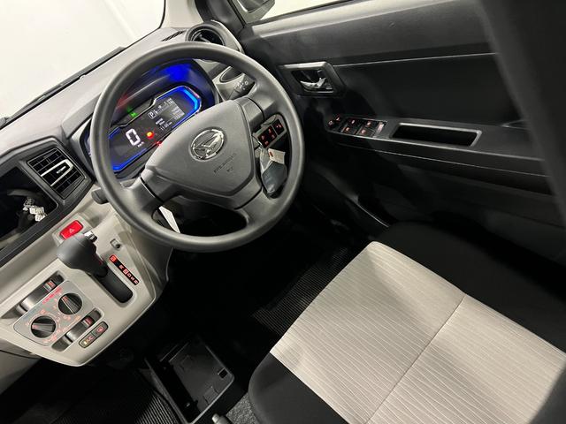 ミライースＸ　ＳＡIII　走行１７２１キロ／ＬＥＤヘッドライト一年保証・走行距離無制限　走行１７２１キロ　助手席エアバック　オートライト　オートマチックハイビーム　クリアランスソナー　アイドリングストップ（埼玉県）の中古車