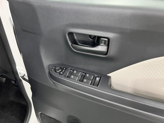 タントＸ　走行１９４５キロ／両側電動スライドドア一年保証・走行距離無制限　走行１９４５キロ　サイドエアバック　クリアランスソナー　オートマチックハイビーム　オートライト　ＬＥＤヘッドライト　ベンチシート　シートヒーター　片側電動スライドドア（埼玉県）の中古車