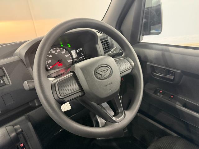 ハイゼットカーゴDX 走行5キロ/登録済未使用車一年保証・走行距離無制限 走行5キロ 助手席エアバック オートライト オートマチックハイビーム クリアランスソナー アイドリングストップ(埼玉県)の中古車