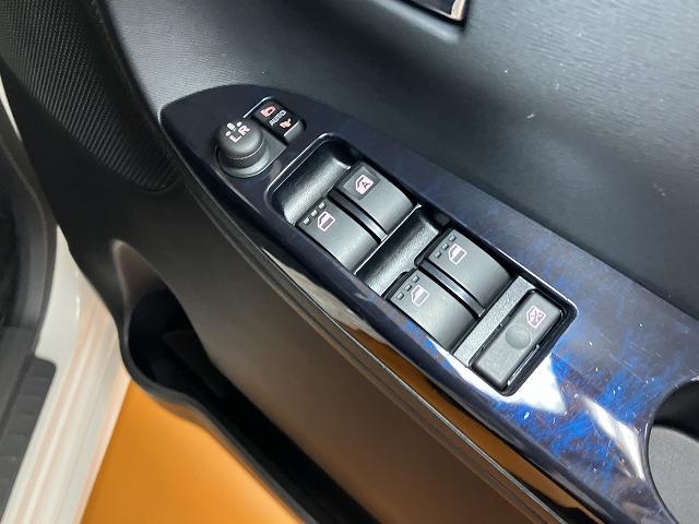 タントカスタムＲＳ　トップエディションＳＡIIIサポカーＳワイド適合　ドラレコ　ミラクルオープンドア　両側オートスライドドア　Ｂカメラ　ステアリングスイッチ　ＵＳＢ接続端子　Ｐスタート　運転席シートヒーター　アイドリングストップ　オートハイビーム（神奈川県）の中古車