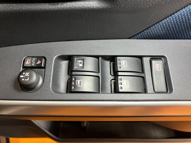 トールカスタムＧ　ターボサポカーＳワイド適合　ドラレコ　パノラマモニター対応　両側オートスライドドア　全車速追従機能付ＡＣＣ　電動パーキングブレーキ　ＵＳＢ接続端子　Ｐスタート　コーナーセンサー　後席モニター　キーフリー（神奈川県）の中古車
