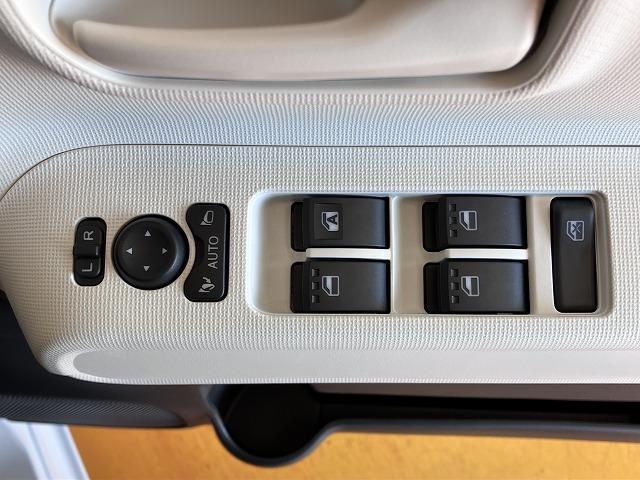ムーヴキャンバスストライプスＸサポカーＳワイド適合　Ｂカメラ　ＵＳＢ接続端子　両側オートスライドドア　Ｐスタート　コーナーセンサー　全車速追従機能付ＡＣＣ　Ｂカメラ　キーフリー（神奈川県）の中古車