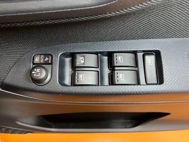 ムーヴＸリミテッドII　ＳＡIIIステアリングスイッチ　オーディオ　オートエアコン　Ｂカメラ　Ｐスタート　運転席シートヒーター　アイドリングストップ　オートハイビーム　電動格納ミラー　キーフリー（神奈川県）の中古車