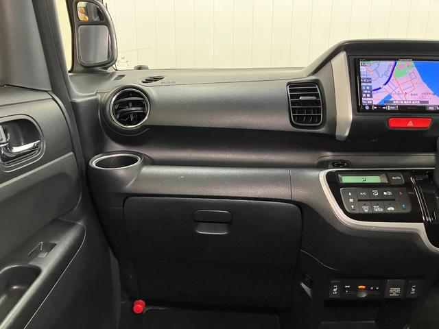 N−BOXG ターボSSパッケージ衝突被害軽減ブレーキシステム 両側オートスライドドア Bカメラ ステアリングスイッチ クルーズコントロール パドルシフト シートヒーター ETC Pスタート キーフリー(神奈川県)の中古車