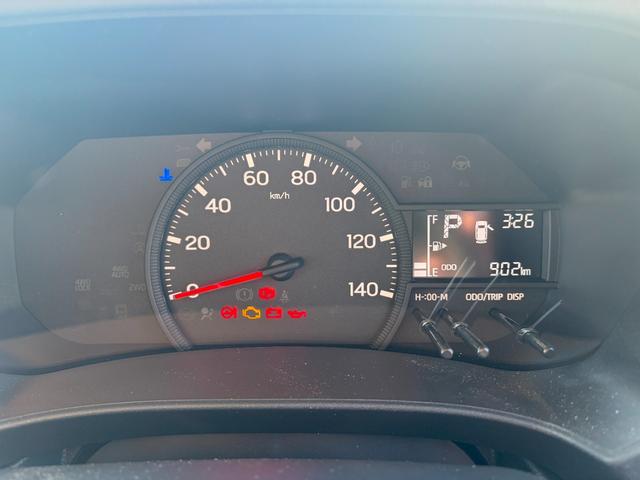 ハイゼットカーゴＤＸサポカーＳワイド適合　ラジオ　エアコン　アクセサリーソケット　コーナーセンサー　アイドリングストップ　光軸調整ダイヤル　横滑り防止機能　誤発進抑制機能　パワーウインドウ　キーレス（神奈川県）の中古車