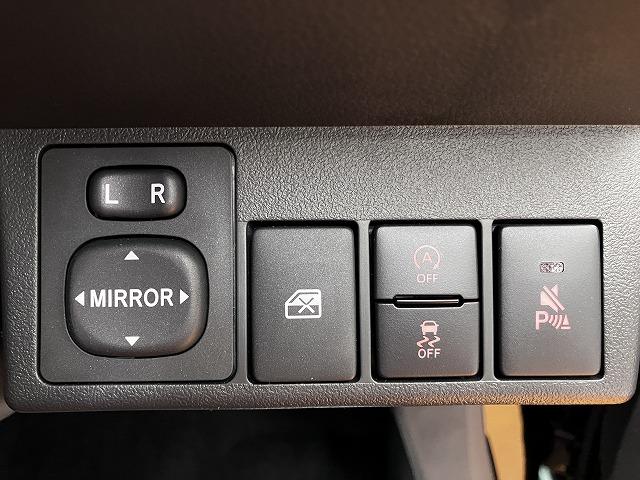 コペンセロ　届け出済み未使用車　オープンカーオープンカー　二人乗　アクティブトップ　シートヒーター　ステアリングスイッチ　Ｐスタート　アイドリングストップ　コーナーセンサー　スポーツシート　キーフリー（神奈川県）の中古車