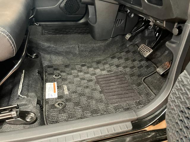 ムーヴカスタム　ＲＳ　ハイパーリミテッドＳＡIIIサポカーＳワイド適合　ドラレコ　パノラマモニター対応　ＵＳＢ接続端子　ステアリングスイッチ　Ｐスタート　運転席シートヒーター　アイドリングストップ　ＥＴＣ　電動格納ミラー　オートハイビーム　キーフリー（神奈川県）の中古車