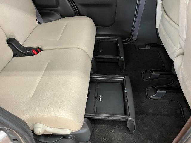 ムーヴキャンバスＧメイクアップリミテッド　ＳＡIII　パノラマモニター対応サポカーＳワイド適合　両側オートスライドドア　パノラマモニター対応　ステアリングスイッチ　ＵＳＢ接続端子　Ｐスタート　オートハイビーム　ＥＴＣ　電動格納ミラー　置きラクボックス　キーフリー（神奈川県）の中古車