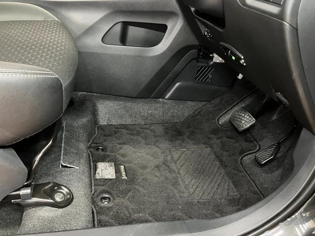 ロッキープレミアムＧ　ＨＥＶサポカーＳワイド適合　ハイブリッド車　パノラマモニター対応　電動パーキングブレーキ　ＵＳＢ接続端子　ステアリングスイッチ　全車速追従機能付ＡＣＣ　シートヒーター　Ｓ−ペダル　コーナーセンサー（神奈川県）の中古車