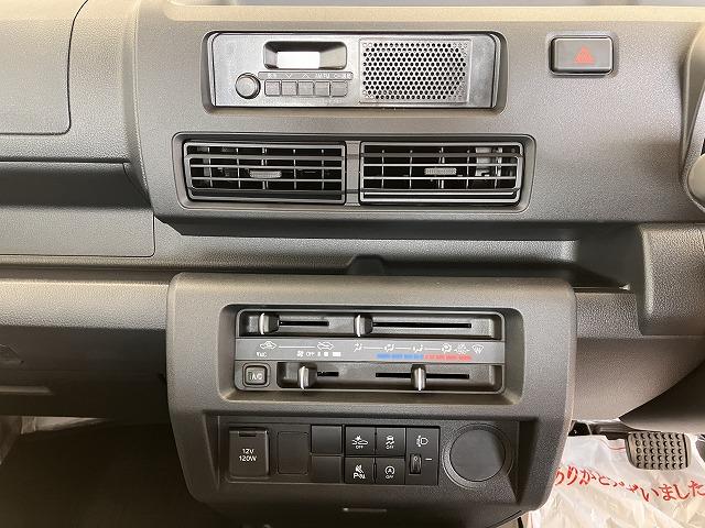 ハイゼットトラックジャンボスタンダードサポカーＳワイド適合　三方開　ラジオ　エアコン　光軸調整ダイヤル　コーナーセンサー　アイドリングストップ　横滑り防止機能　誤発進抑制機能　アクセサリーソケット（神奈川県）の中古車