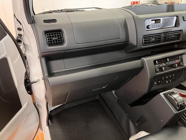 ハイゼットトラック多目的ダンプ４ＷＤ　サポカーＳワイド適合　三方開　ＰＴＯ式　エアコン　ラジオ　コーナーセンサー　５段マニュアルシフト　荷台作業灯　アイドリングストップ　横滑り防止機能　誤発進抑制機能（神奈川県）の中古車