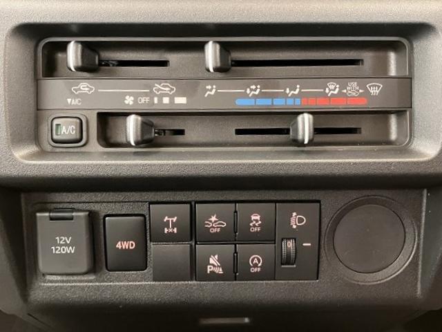 ハイゼットトラック多目的ダンプ４ＷＤ　サポカーＳワイド適合　三方開　ＰＴＯ式　エアコン　ラジオ　コーナーセンサー　５段マニュアルシフト　荷台作業灯　アイドリングストップ　横滑り防止機能　誤発進抑制機能（神奈川県）の中古車