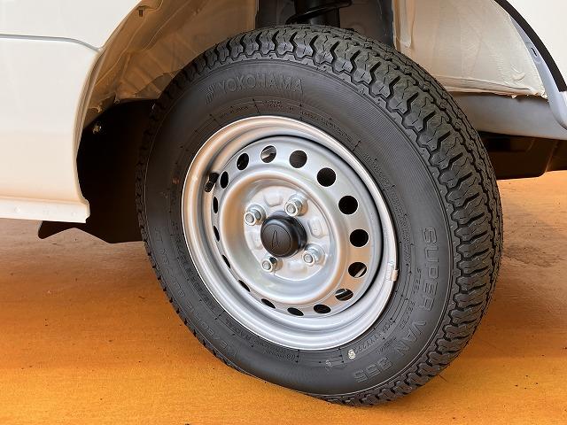 ハイゼットトラック多目的ダンプ４ＷＤ　サポカーＳワイド適合　三方開　ＰＴＯ式　エアコン　ラジオ　コーナーセンサー　５段マニュアルシフト　荷台作業灯　アイドリングストップ　横滑り防止機能　誤発進抑制機能（神奈川県）の中古車