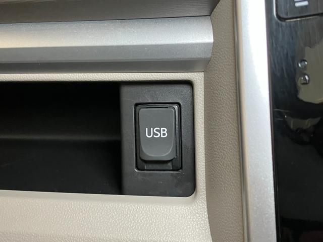 タントＧ　後席モニター　カーナビ　ＵＳＢ接続端子ミラクルオープンドア　両側オートスライドドア　後席モニター　ステアリングスイッチ　ＵＳＢ接続端子　Ｐスタート　エコアイドル　電動格納ミラー　パワーウインドウ　キーレス（神奈川県）の中古車