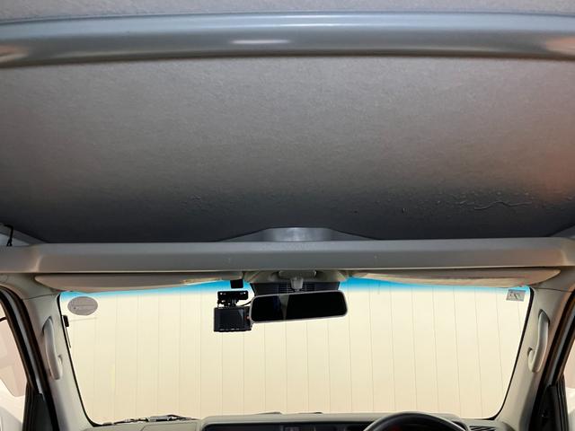 ハイゼットカーゴクルーズターボＳＡIIIサポカーＳワイド適合　両側スライドドア　Ｂカメラ　エアコン　アイドリングストップ　オートハイビーム　横滑り防止機能　誤発進抑制機能　光軸調整ダイヤル　電動格納ミラー　ＥＴＣ　キーレス（神奈川県）の中古車