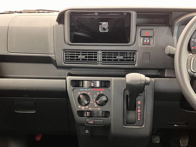 ハイゼットカーゴデッキバンＧサポカーＳワイド適合　エアコン　アクセサリーソケット　コーナーセンサー　Ｐスタート　アイドリングストップ　コーナーセンサー　横滑り防止機能　誤発進抑制機能　電動格納ミラー　パワーウインドウ（神奈川県）の中古車