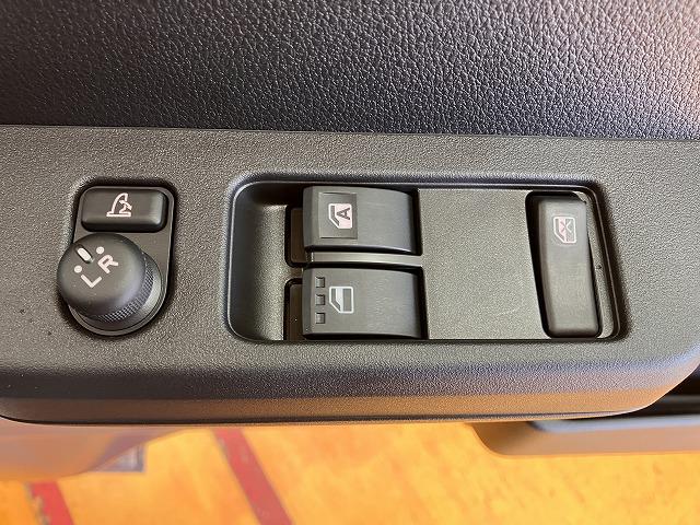 ハイゼットトラックジャンボエクストラサポカーＳワイド適合　三方開　ＣＶＴ　エアコン　Ｐスタート　アクセサリーソケット　アイドリングストップ　コーナーセンサー　荷台作業灯　電動格納ミラー　キーフリー（神奈川県）の中古車