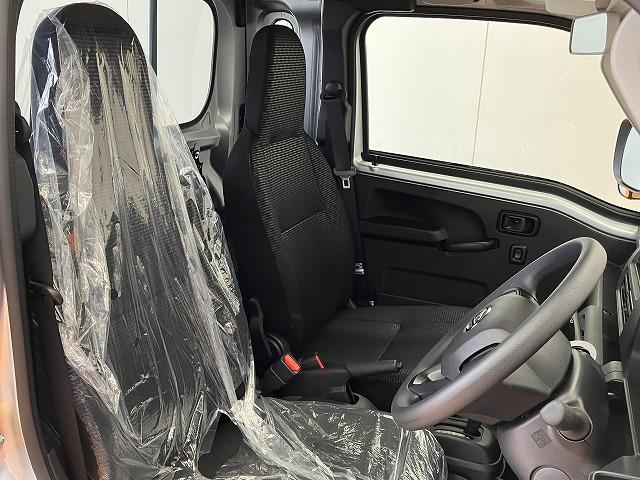 ハイゼットトラックジャンボエクストラサポカーＳワイド適合　三方開　ＣＶＴ　エアコン　Ｐスタート　アクセサリーソケット　アイドリングストップ　コーナーセンサー　荷台作業灯　電動格納ミラー　キーフリー（神奈川県）の中古車