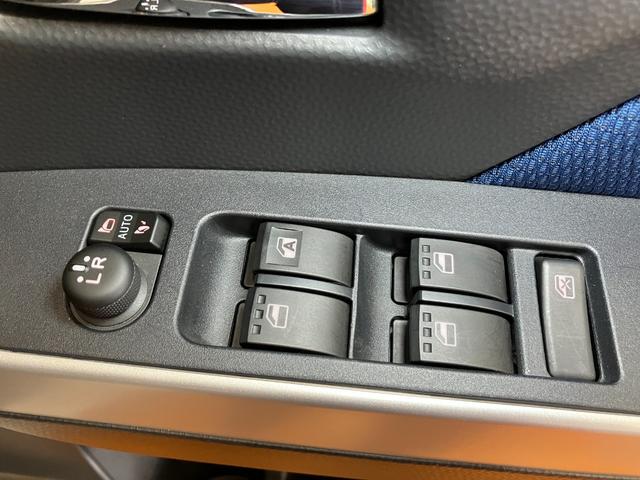 トールカスタムＧ　リミテッドII　ＳＡIIIサポカーＳワイド適合　ドラレコ　パノラマモニター対応　両側オートスライドドア　クルーズコントロール　ステアリングスイッチ　シートヒーター　ＵＳＢ接続端子　Ｐスタート　コーナーセンサー　キーフリー（神奈川県）の中古車