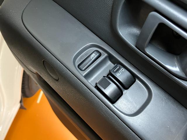 ハイゼットカーゴデラックスSAIII エアコン 電動格納ミラー キーレスラジオチューナー エアコン 光軸調整ダイヤル 電動格納ミラー パワーウィンドウ キーレス(神奈川県)の中古車