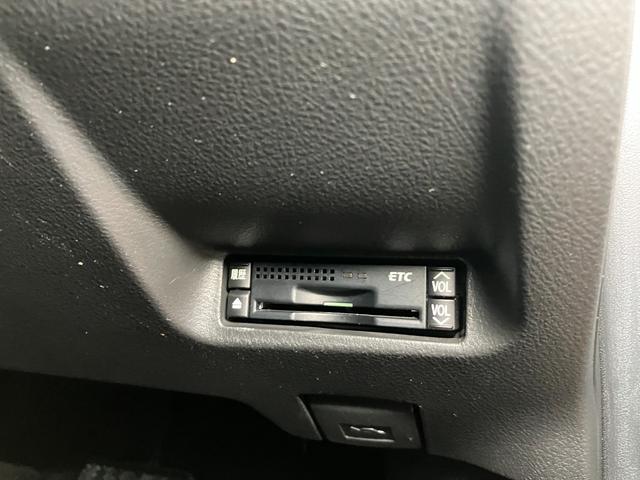 ウィッシュ１．８Ｓ３列シート　ドラレコ　ステアリングスイッチ　Ｂカメラ　カーナビ　オートエアコン　パドルシフト　Ｐスタート　横滑り防止装置　電動格納ミラー　ＥＴＣ　キーフリー（神奈川県）の中古車