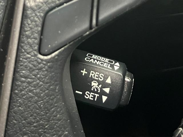 アルファード２．５Ｓ　Ａパッケージ　タイプブラックＢカメラ　パワーバックドア　ナビ　後席モニター　オートクルーズコントロール　電動パーキングブレーキ　１００Ｖ電源　Ｐスタート　ＥＴＣ　両側オートスライドドア　オットマン　サンルーフ　キーフリー（神奈川県）の中古車