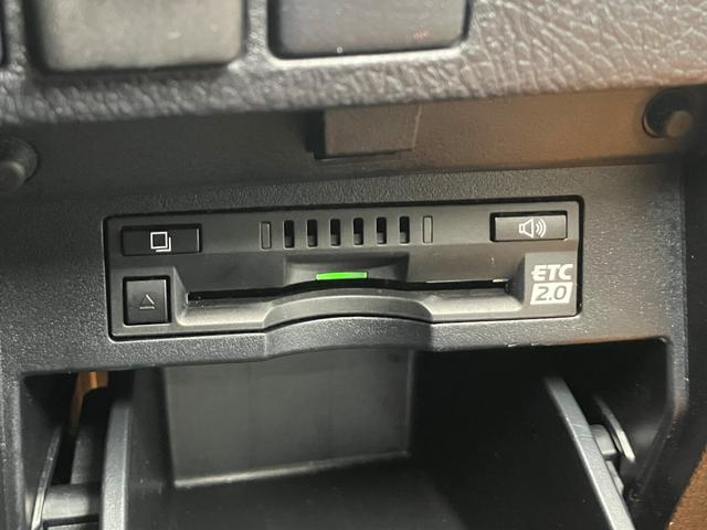 アルファード２．５Ｓ　Ａパッケージ　タイプブラックＢカメラ　パワーバックドア　ナビ　後席モニター　オートクルーズコントロール　電動パーキングブレーキ　１００Ｖ電源　Ｐスタート　ＥＴＣ　両側オートスライドドア　オットマン　サンルーフ　キーフリー（神奈川県）の中古車