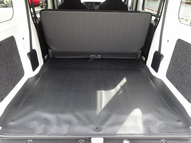 ハイゼットカーゴＤＸサポカーＳワイド適合　オーディオ　エアコン　アクセサリーソケット　コーナーセンサー　アイドリングストップ　光軸調整ダイヤル　横滑り防止機能　誤発進抑制機能　パワーウインドウ　キーレス（神奈川県）の中古車