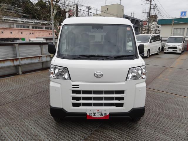 ハイゼットカーゴDXサポカーSワイド適合 ラジオ エアコン アクセサリーソケット コーナーセンサー アイドリングストップ 光軸調整ダイヤル 横滑り防止機能 誤発進抑制機能 パワーウインドウ キーレス(神奈川県)の中古車